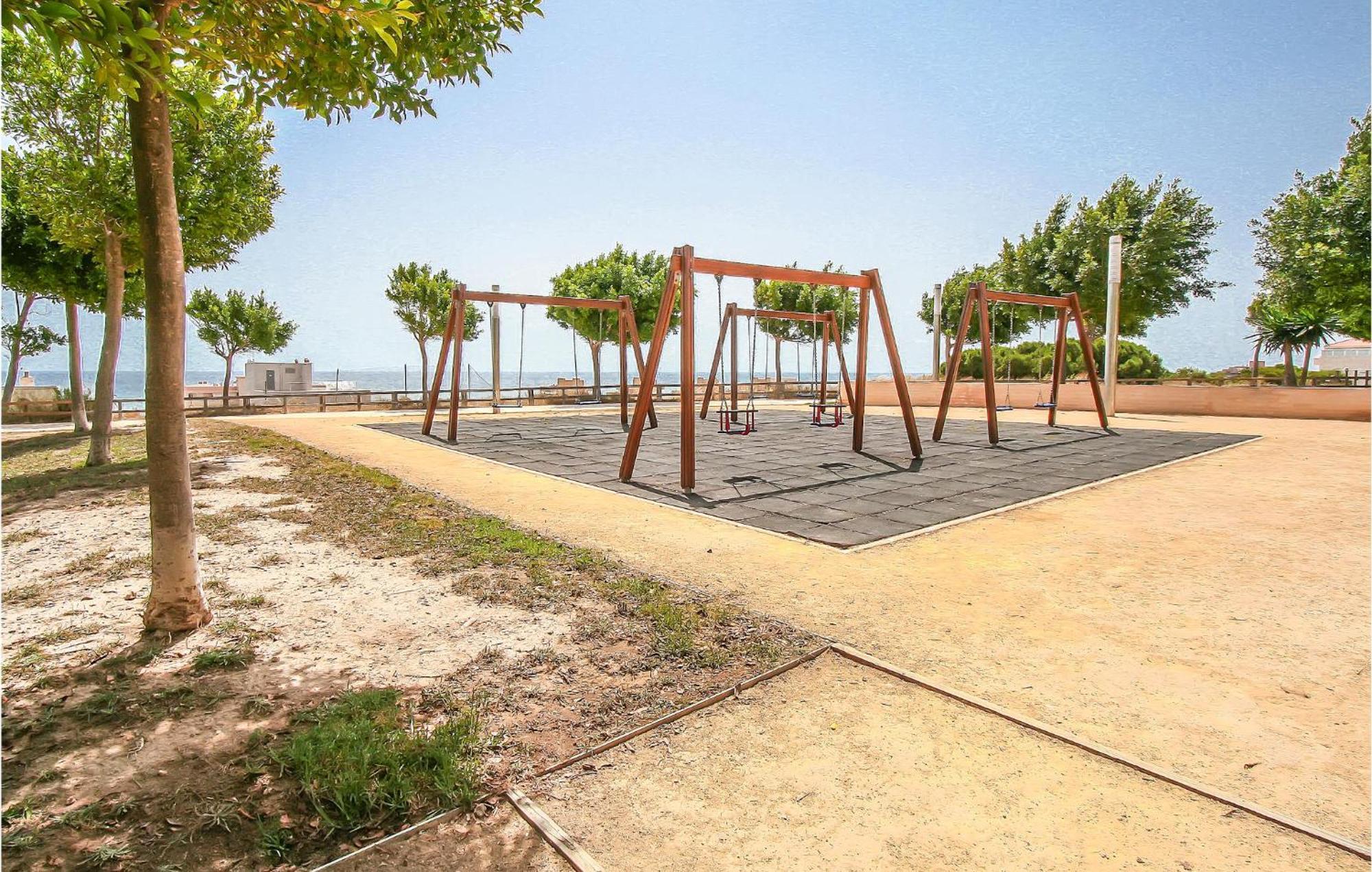 1 Bedroom Nice Apartment In Los Arenales Del Sol Exterior photo